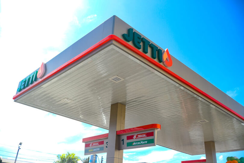 jetti cebu lloyd chua gasoline station